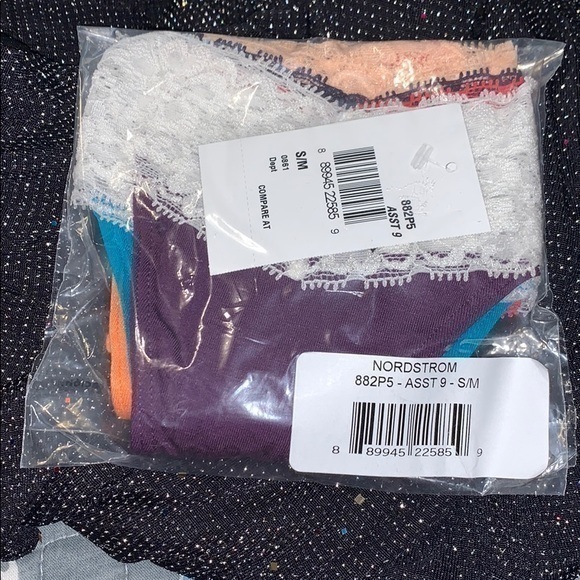 BNWT  pack of 5 pair Honeydew Intimates 
Lace Trim Thong  E/ 0469 - Picture 3 of 5